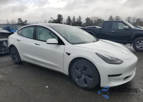 2023 Tesla Model 3 z USA, uszkodzony, nr VIN 5YJ3E1EA4PF417185
